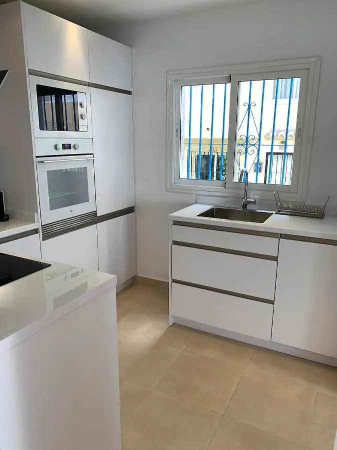 Vila Townhouse By The Sea - El Pirata - Estepona - Costa Del Sol Prázdninový dům